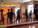 视频: 济宁瞬影舞蹈 少儿爵士舞 少儿街舞 课堂舞蹈教学 快乐你懂得