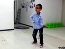 哈尔滨恒腾少儿街舞，6岁赵帅涵街舞展示(20131229)