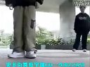 视频: （滑步教学-详细解说鬼步舞 机械舞 街舞中的滑步）新手必看街舞视频-街舞鑫仔 教学