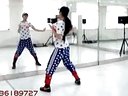 视频: 简单好看的街舞教学sarvar庞琳老师 （清晰）
