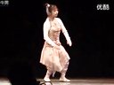 日本女孩超强悍机械舞表演，牛人啊