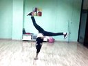 视频: 苏州UP街舞俱乐部airflare慢放教学视频。学街舞就来苏州UP街舞俱乐部