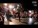 国外一个街舞大赛中的精彩炸场镜头 街舞视频街舞牛人街头滑稽机器舞表演
