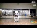 视频: 学会街舞女士街舞教学视频鬼步舞aus视频