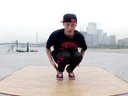 视频: 【Hip Hop独家】How to Breakdance - Footwork - 街舞教学 - 三步 - G Style 锁