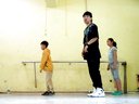 视频: 爱舞街舞学校 HIPHOP少儿基础舞蹈教学