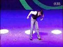 机械舞街舞杰克逊模仿自学牛人乔圣楠和影视明星于天奇搞笑创意脱口秀对舞