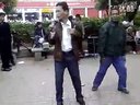 街舞牛人在民间！超震惊的街舞视频嘻哈中文网