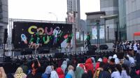 台湾高雄高中生街舞大赛正在激烈角逐中