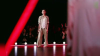 舞蹈风暴：胡婕PK魏伸洋演绎《要有光》的现代街舞，带满了伤感！