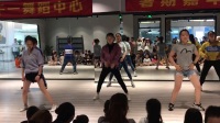 芜湖街舞千一舞蹈  千一舞蹈“暑期嘉年华”开幕-学员开场秀表演，她们全都是高中生哦！