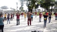 “菲”常之旅——中学生在独立广场练习街舞？