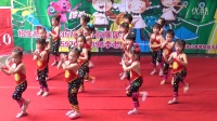 坪石中星幼儿园庆六一文艺演出舞蹈视频: 水果王国