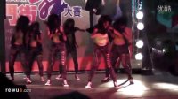 中学女生动感街舞表演