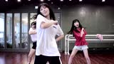 韩系美女跳这个舞蹈，很撩人很妩媚
