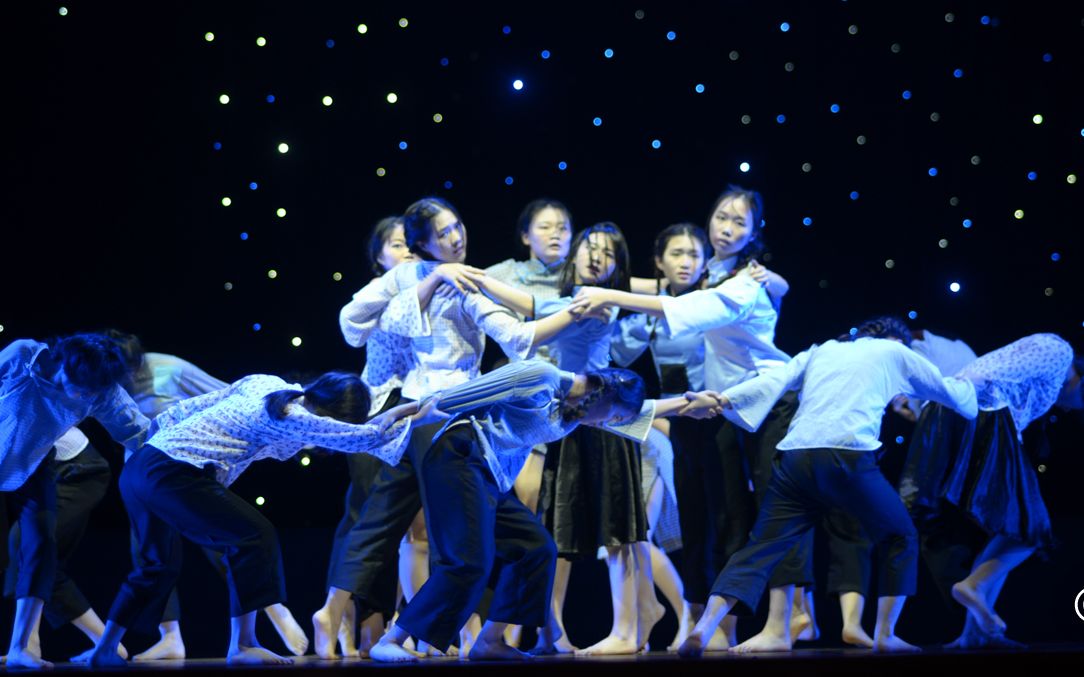 广外中文舞队《活着1937》