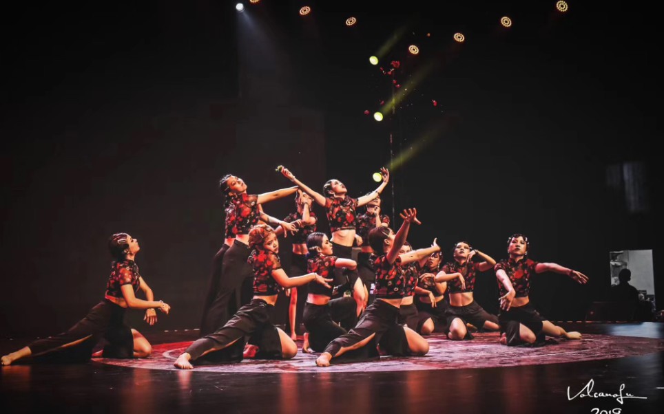 【广财Format】《金陵十三钗》                        2019 U-Style拾舞行动高校齐舞比赛现场