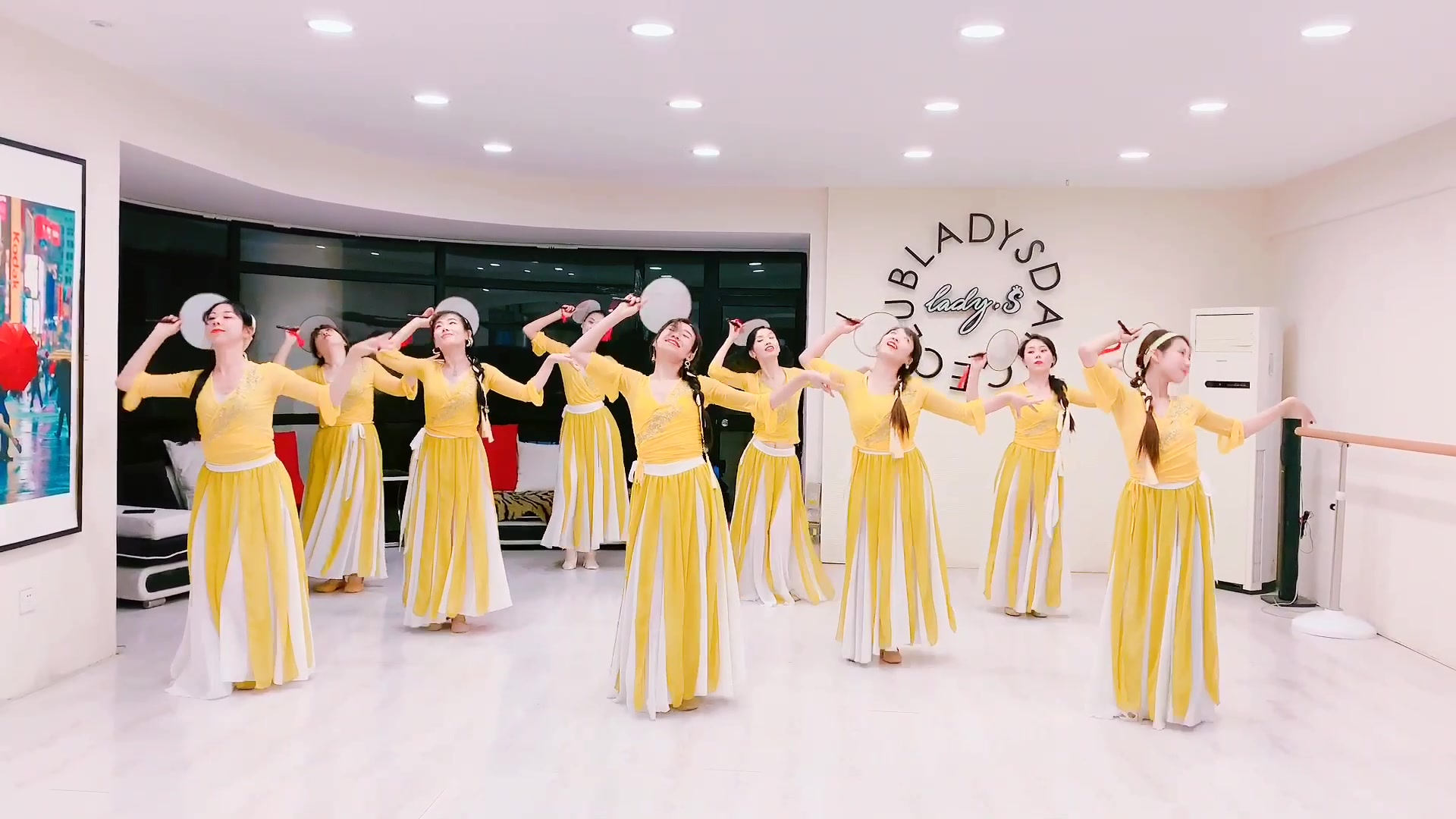青岛ladys舞蹈 中国风爵士版《芒种》帅气古风舞