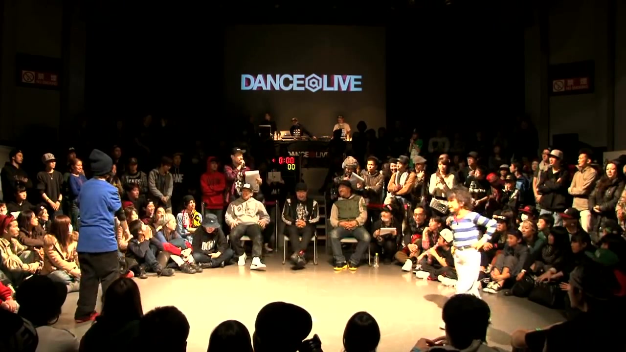 【街舞Battle | 逆天小朋友系列】AYUNA(アユエナ) vs HIYORI(Napoleon♀♂) DANCE@LIVE 2014