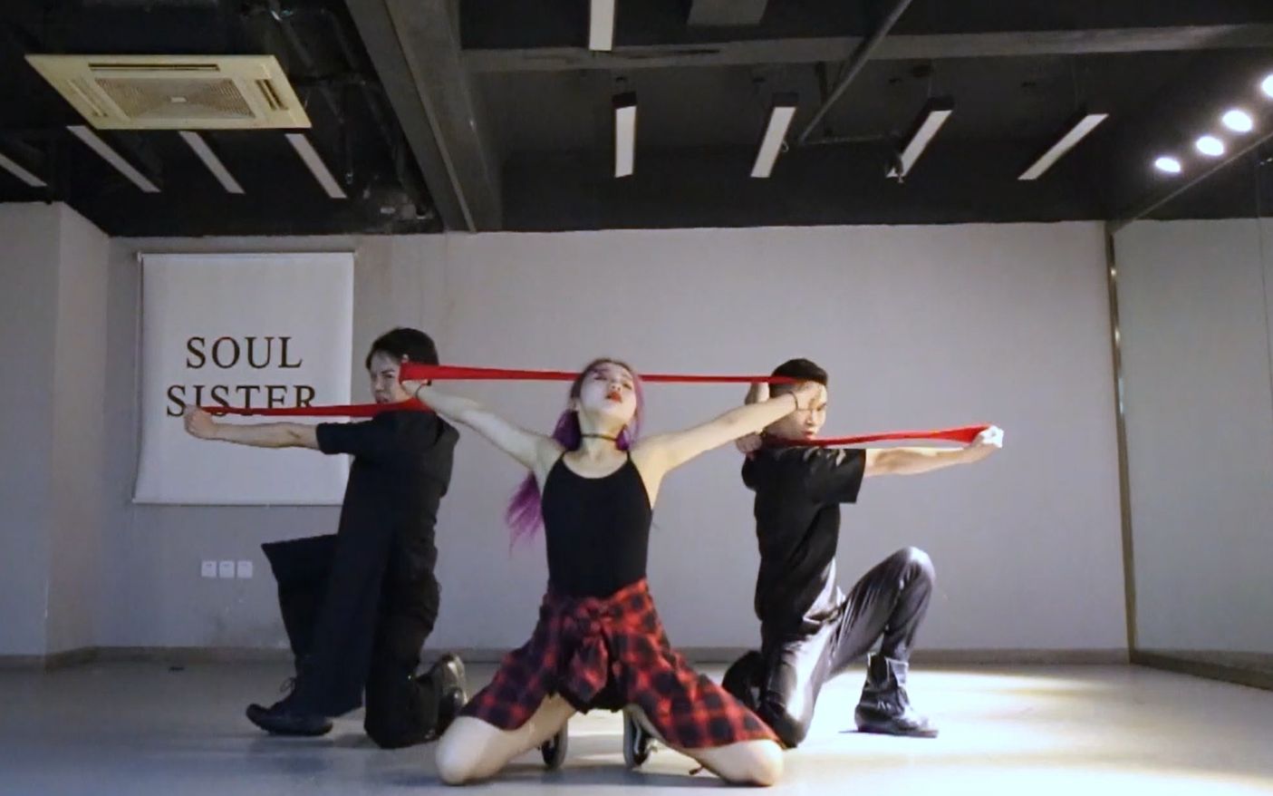 【SoulSister】韩国当红男/女团热单REMIX编舞，你能听出几首~