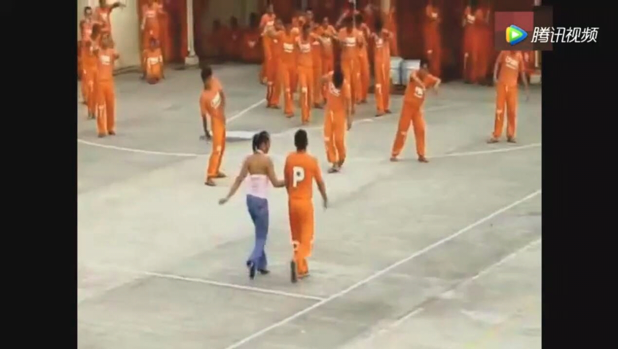 震撼！囚犯监狱大跳迈克尔杰克逊经典作品《Thriller》僵尸舞