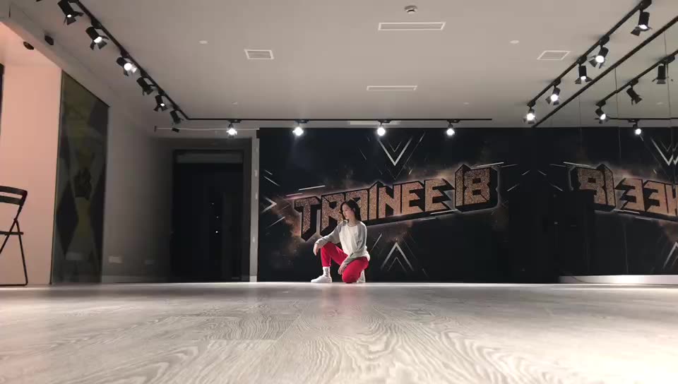 孟佳阿迪达斯广告舞蹈练习视频