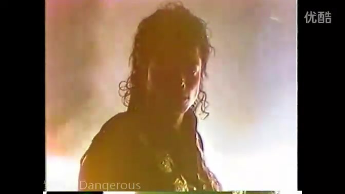 【MJ】带特技的纯黑MJ【经典时刻】迈克尔杰克逊1987日本横滨真棒BAD演唱会完整版[高清]BEAT IT BILLY.JEAN THRILLER