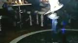 宜宾梵间酒吧举行的第一届牛人街舞比赛第四段