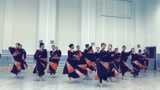 舞蹈老师们跳蒙古舞，这样的甩裙动作太美了！