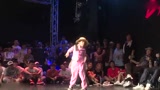 7岁中国萝莉街舞大赛一鸣惊人，现在的孩子都太可怕了，厉害！