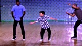9岁小男孩尴舞，美国街舞黑人冠军都给他伴舞