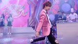 王一博穿粉皮衣跳“地板舞”，现场大秀balance，太撩了！