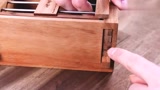 挑战紧固的木盒，看牛人如何解开它的结构？