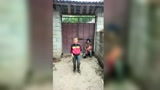农村少年跳霹雳舞，成为网红一下成为全村的希望！