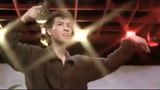 80年代跳霹雳舞的甄子丹，每个硬汉的曾经都是这么迷的吗？