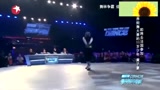 11岁世界街舞大赛冠军少年上台，征服了众人，网友都说跳舞好帅