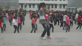 山村小学生课间操跳霹雳舞，震撼到我了！
