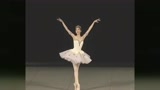芭蕾舞 每个动作都美的像一幅画