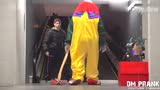 视频: 【Youtube奇趣精选】恐慌恶作剧-小丑大屠杀！