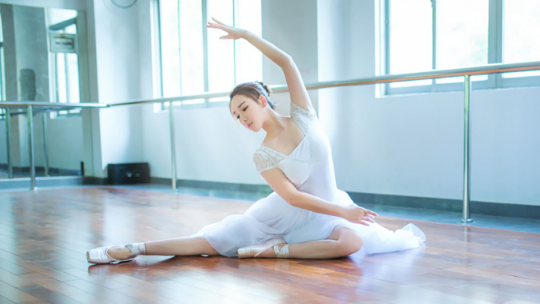 35分钟形体训练，芭蕾教师的燃脂塑形课，尤其瘦腿