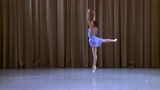 芭蕾舞表演，女孩好美！