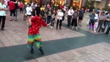 霹雳舞：商场门前跳了一段霹雳舞