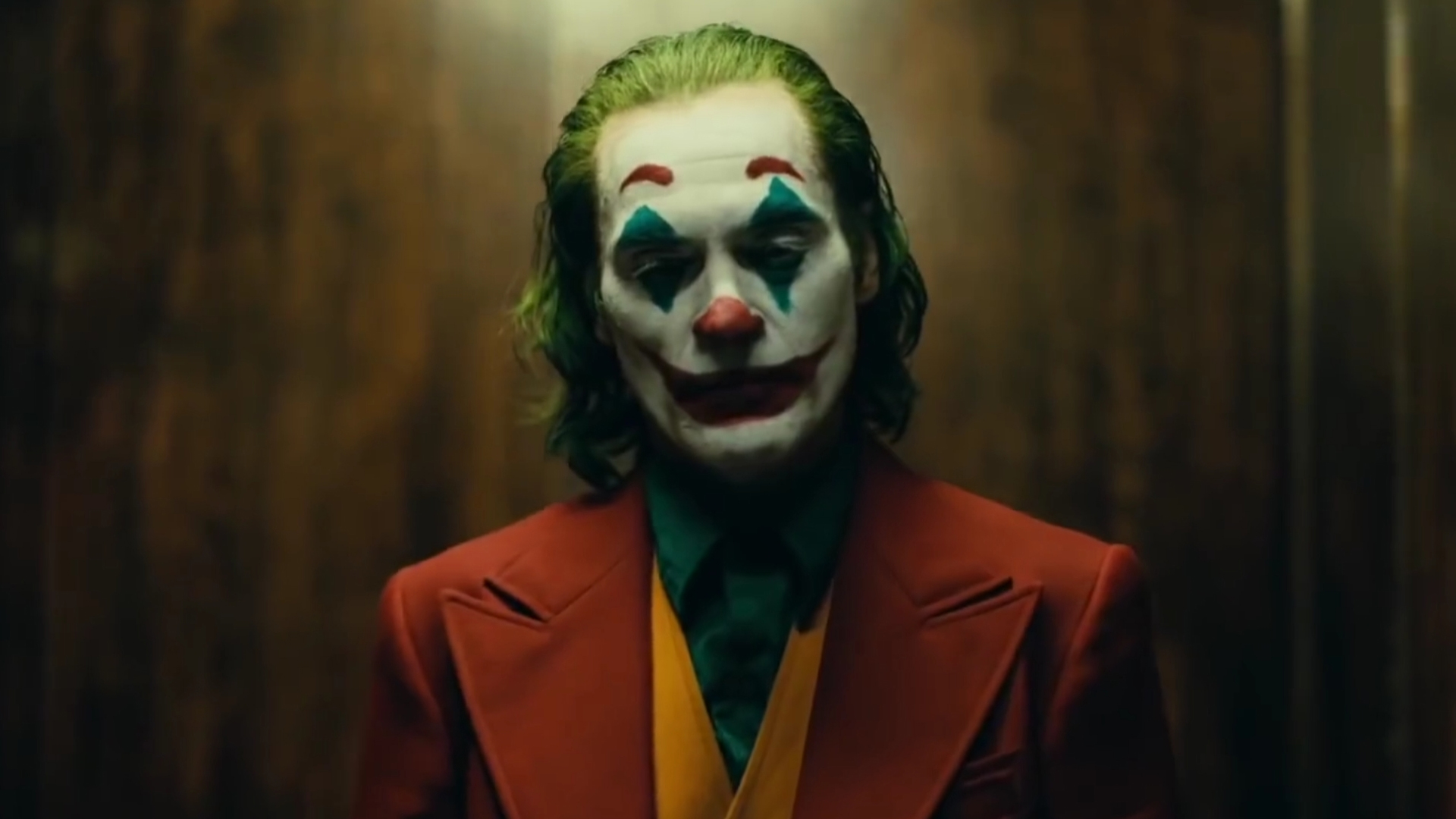 《小丑》重磅发布全球首款预告 “史上最伟大反派”邪魅登场
		
	
    
        Joker