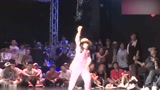 街舞比赛，中国7岁小女孩“小蘑菇”的一段popping，身体震动超牛