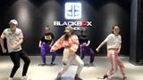 美女街舞尬舞舞蹈视频：舞法 ， 小丑需要跳